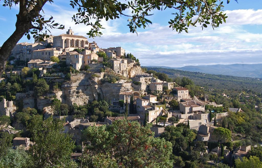 Cyprès du Paradis à Gordes Exterior foto