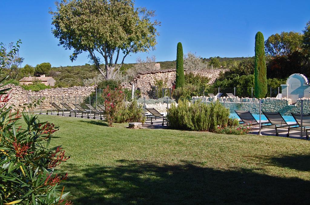 Cyprès du Paradis à Gordes Exterior foto